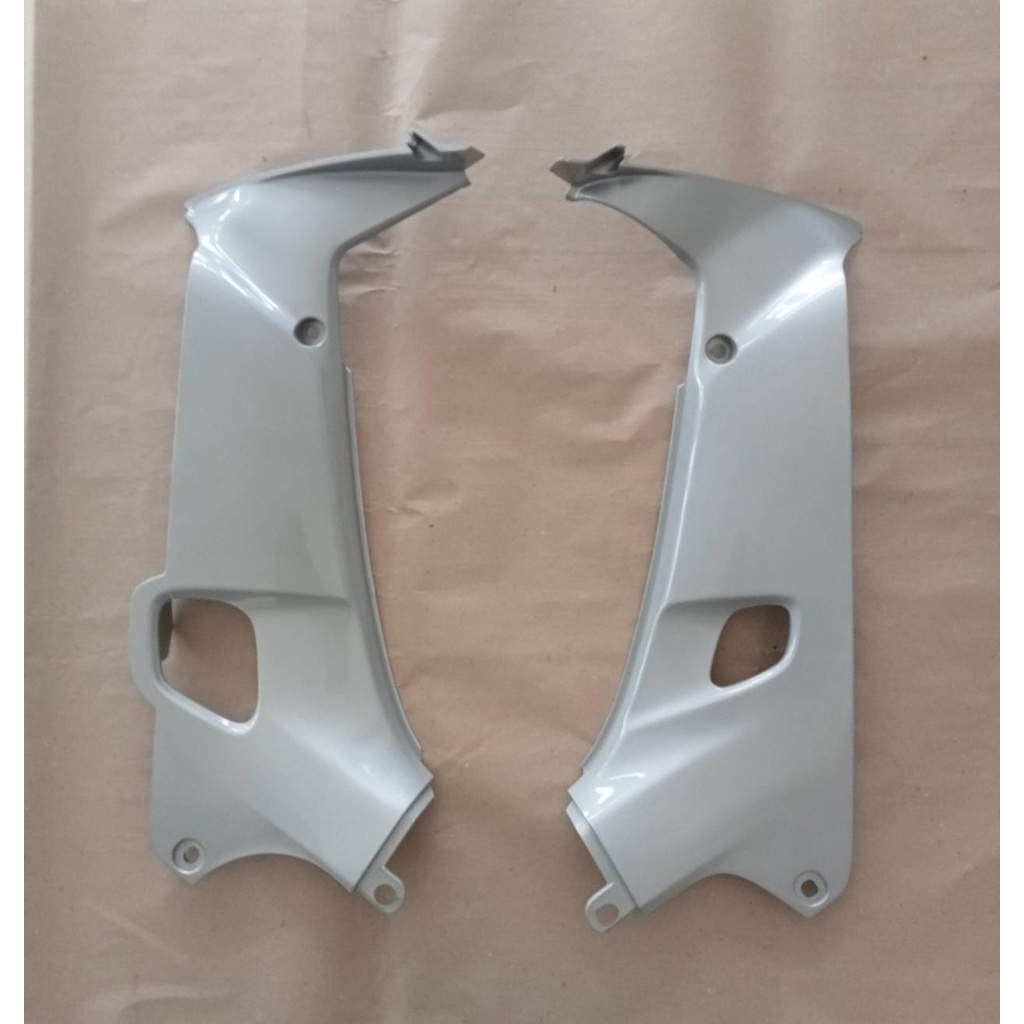 ฝาครอบข้างตัวถังซ้าย-ขวา สีบรอนซ์เงิน NH487  รถรุ่น HONDA WAVE100 แท้เบิกศูนย์ 64450-KEV-900ZM/64400