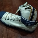 reviewMc Jeans รองเท้าผ้าใบ กันน้ำ สีอ๊อฟไวท์ ทรงสวยคลาสสิก ใส่ได้ทั้งชายและหญิง พร้อมเชือกรองเท้า 2 สี M09Z017 comment 3
