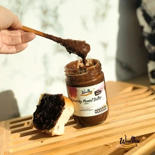 Wealthy เนยถั่ว Crunchy Dark Chocolate 250G ครั้นชี่ดาร์กช็อคโกแลต 250G
