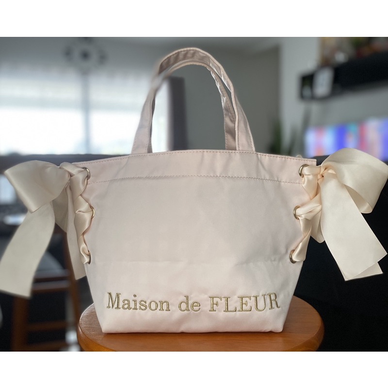 กระเป๋า Maison de FLEUR มือสองของแท้