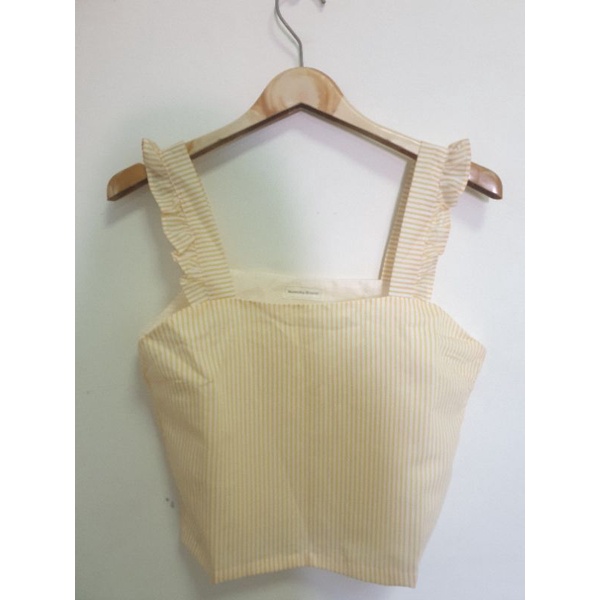 Numsha Brand *ส่งต่อ* เสื้อกล้ามน่ารัก (มือหนึ่ง)