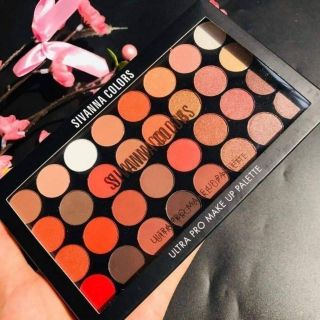 ULTRA PRO MAKE UP PALETTE 
BY SIVANNA ✨