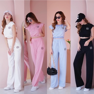 💫New💫(พร้อมส่ง) LOWE SET งานเซทโลเว่ เสื้อครอปกางเกงวอมขากระบอก