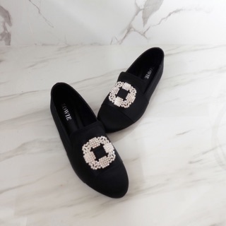 Layla flat classic black