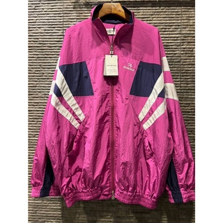 BALENCIAGA SPORTY B TRACKSUIT JACKET เสื้อคลุมตัวนอกแจ็คเก็ต windbreaker กันลม แบรนด์บาลองเซียก้า สีชมพู สปอร์ต ผ้าไนลอน