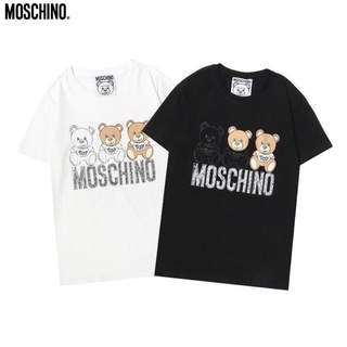 [Tags + Tags] MOSCHINO Three Bears เสื้อยืดแขนสั้น คุณภาพสูง สําหรับผู้ชายและผู้หญิง