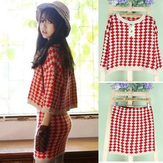 (สินค้าพร้อมส่งค่ะ) ชุดแฟชั่นเซ็ทเกาหลี เสื้อแขนห้าส่วน