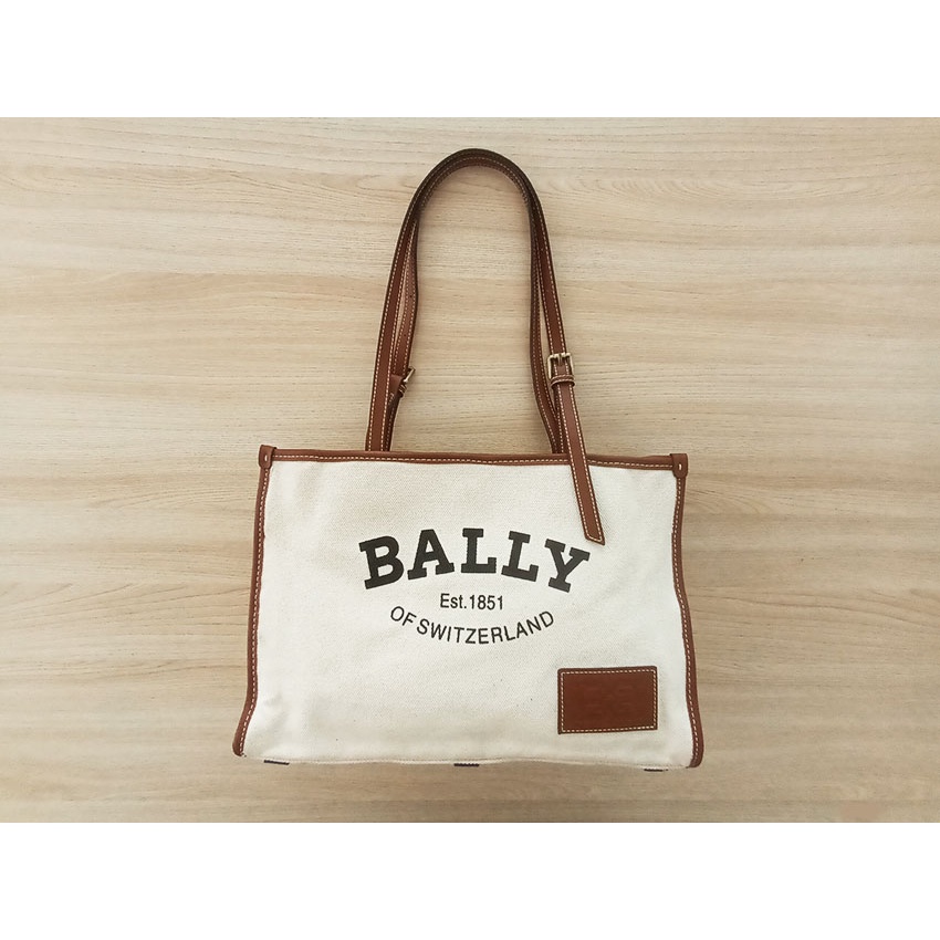BALLY Tote Bag สีขาวออฟไวท์ ผ้าแคนวาส หนา