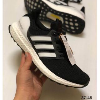 รองเท้า Adidas ultra boost