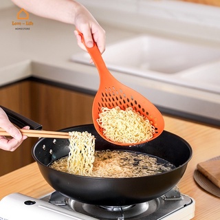 Large High Temperature PP Material Scoop / Kitchen Multifunction Fry Food Pasta Dumplings Vegetable Cooking Gadgets (Random Color)