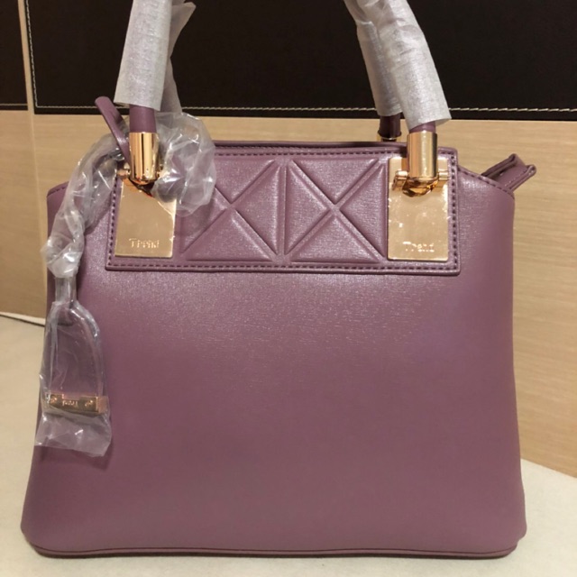 กระเป๋าถือแบรนด์ Trend