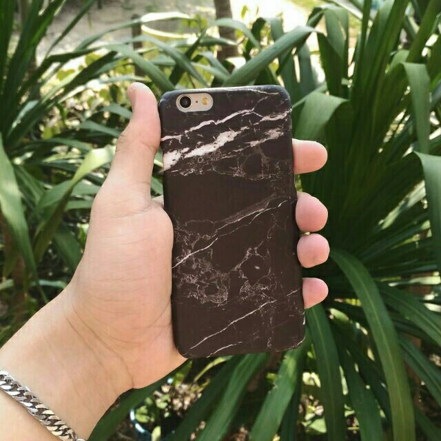 NB5 Black : เคสลายหินอ่อนสีดำ