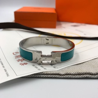 กำไรHermès clic clac bracelet