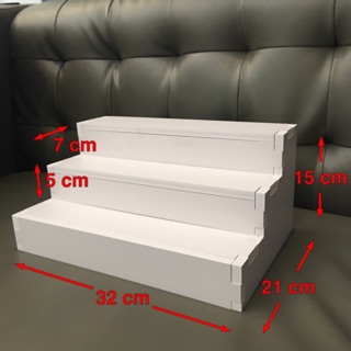 ชั้นวางโมเดล  วางกระบองเพชร 3ชั้น หน้า ทึบ ประกอบง่าย แข็งแร…