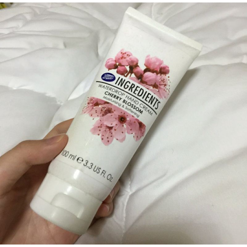 Boots essential curl cream (สินค้าใหม่) inzanuna ThaiPick