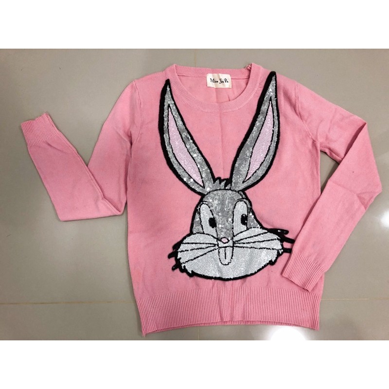 Baifern shop พร้อมส่ง!! MISS YA PA เสื้อไหมพรม ปักเลื่อม Bugsbunny (มือสอง)