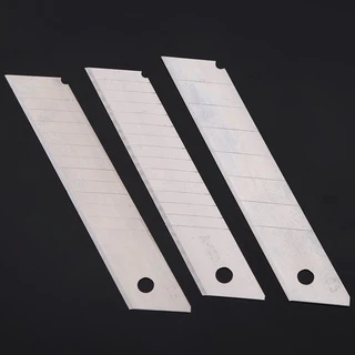 Blades ใบมีดคัตเตอร์ ใบมีด รุ่น จำนวน 10 ใบ/หลอด คมกริบ ก ราคาประหยัด