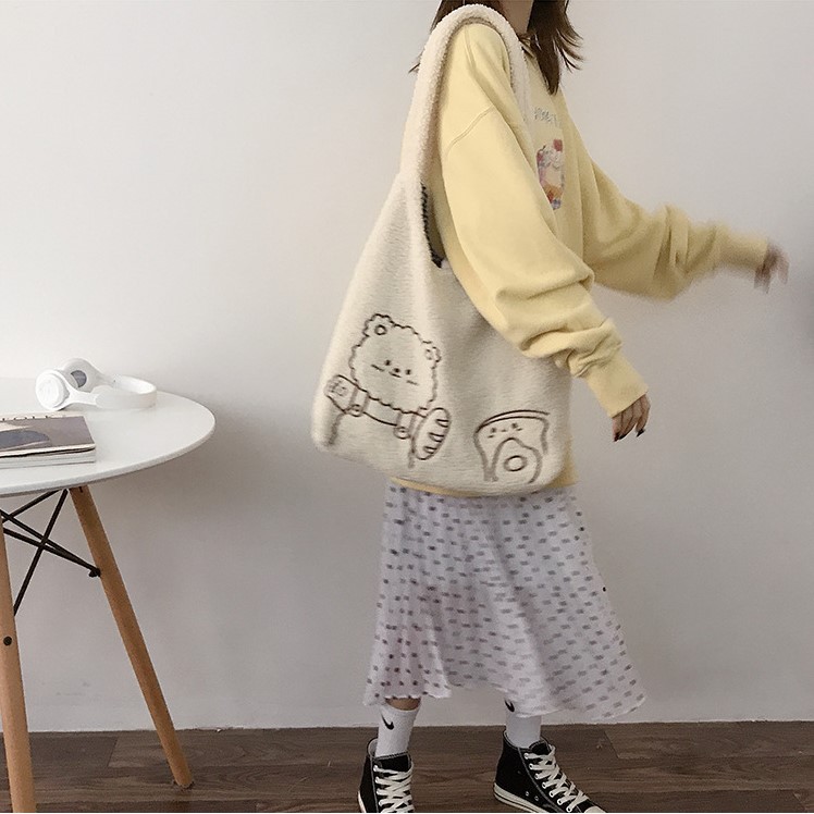 กระเป๋าผ้า Soft and Fluffy พร้อมส่ง (MN010) - รูปที่ 2