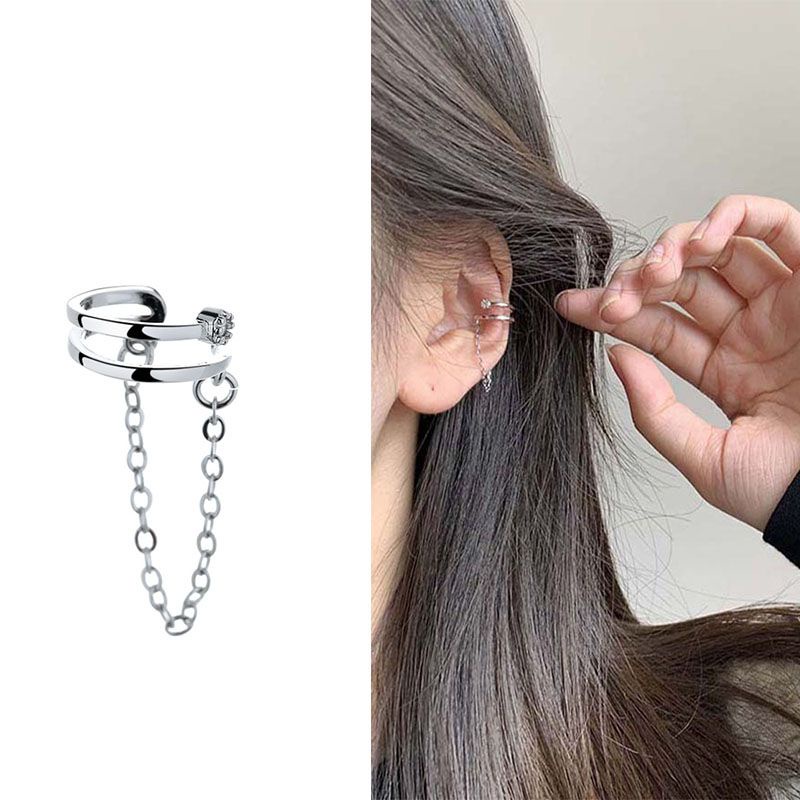 ต่างหูหนีบมินิมอลมีสายโซ่ • Minimal Chain Ear Cuff