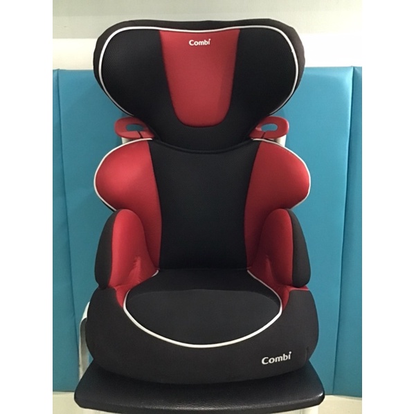 ถูก และ ดี บูสเตอร์ซีท Combi รุ่นใหม่ สภาพเยี่ยม สวยใหม่
