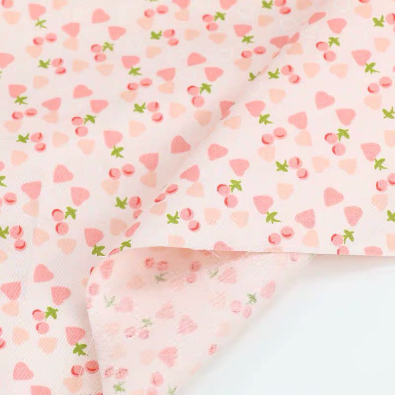 ผ้าคอตตอน 100% ทอทวิล ผ้าเมตร  ลายดอก ลายดอกวินเทจ หน้ากว้าง 1.60 เมตร