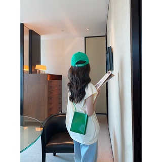 💚พร้อมส่ง💚กระเป๋าแฟชั่นเกาหลีผู้หญิง messenger ขนาดเล็กกระเป๋าโทรศัพท์มือถือสีเขียวทอกระเป๋าสะพายน่ารัก SF9435