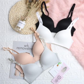 Angle Bra by VRna เสื้อชั้นในหญิง ไร้โครง รุ่นใหม่เนื้อผ้าซีทรู บราไร้โครง เสื้อในสุขภาพ เสื้อในหญิง ชุดชั้นในหญิง