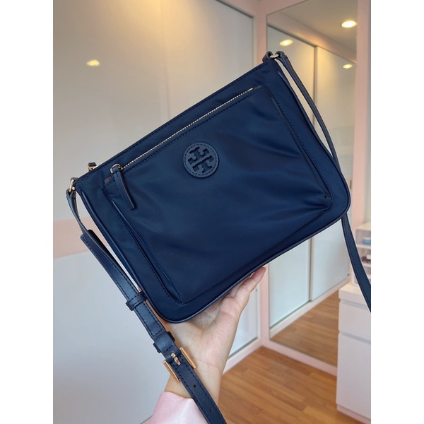 Tory burch nylon swingpack | Shopee Thailand