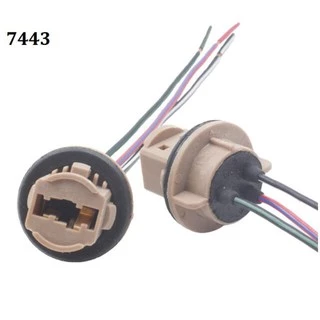 อะแดปเตอร์ซ็อกเก็ตเชื่อมต่อหลอดไฟ 1157 7440 T20 7443 T10 T15 1156 BAY15D P21/5W สําหรับอะแดปเตอร์ซ็อกเก็ตหลอดไฟเบรครถยนต์