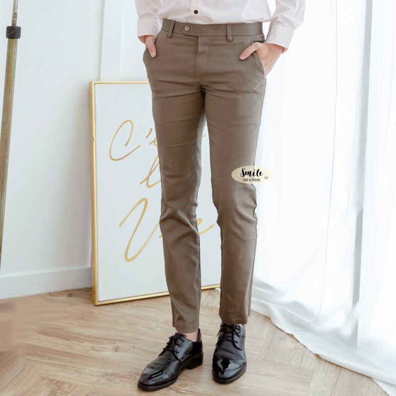 SMILE กางเกงชายขายาว ทรงเดฟ ผ้าซาตินยืด สีกากี