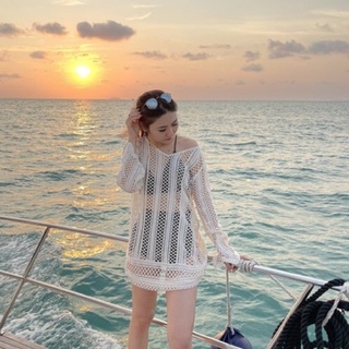 ส่งต่อ เหมือนใหม่ ไร้ตำหนิ Summer Beach Crochet Top เสื้อถักผ้านุ่มลายสวย ดีไซน์เกร๋ เสื้อคลุมยอดฮิตในตำนาน แบรนด์ Tshop