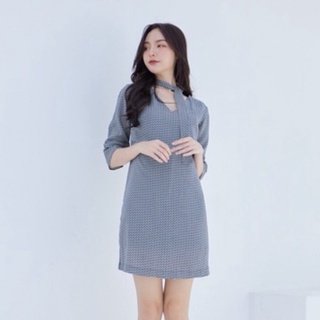 Jackie Dress เดรสแขนยาว แถมผ้าผูกผม