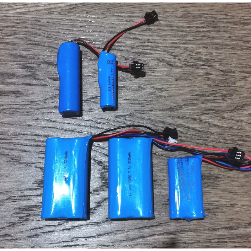 แบต Li-on 3.7V และ 7.4V ขนาดความจุหลากหลาย
