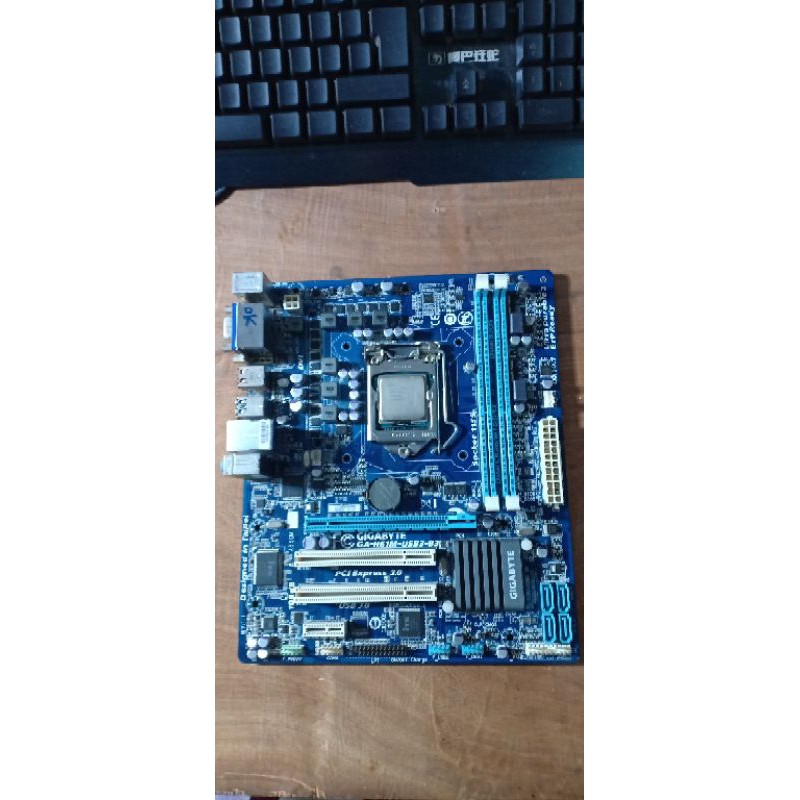 เมนบอร์ด Gigabyte H61M + i5 3570K