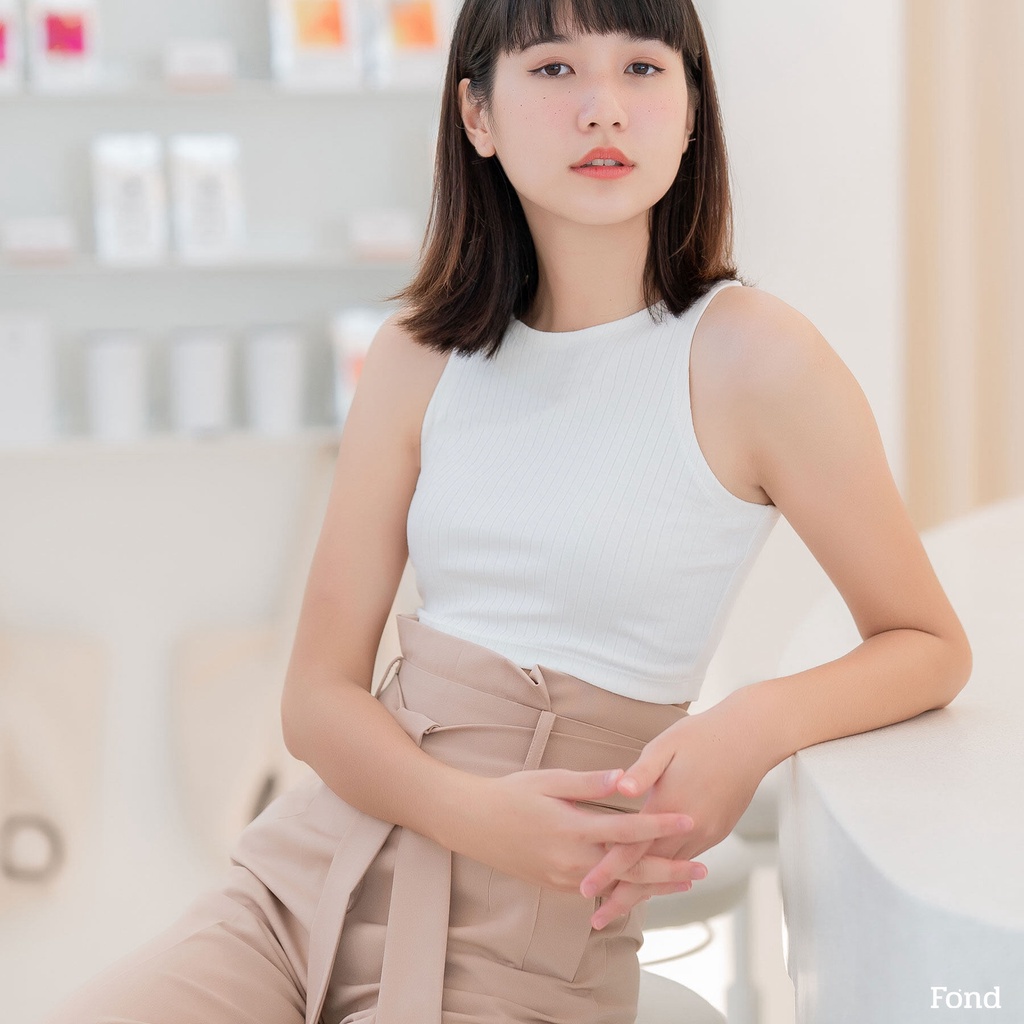 Fond - เสื้อครอป เสื้อกล้าม ผ้าร่องยืด ขนาดฟรีไซส์ 'D014'