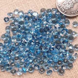 บลูโทพาส Blue Topaz ทรงกลม ขนาด 4 มิล พลอยแท้ พลอยบลูโทพาส พลอยโทพาส โทพาส ( 1 ชุด มี 15 เม็ดค่ะ )