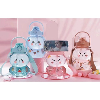 🧸ขวดน้ำแบบใสลายการ์ตูนน่ารัก แถมฟรีสติ๊กเกอร์2แบบ พร้อมส่ง📦✔✔