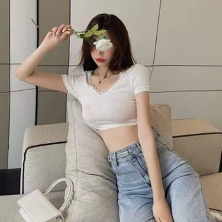 เสื้อยืด ครอปเอวลอยแต่งขอบลูกไม้เซ็กซี่ เป็นแบบเชือกผูกด้านหลัง แซ่บไม่ไหว
