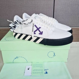 🤓Off-White Vulcanized low-top sneakers