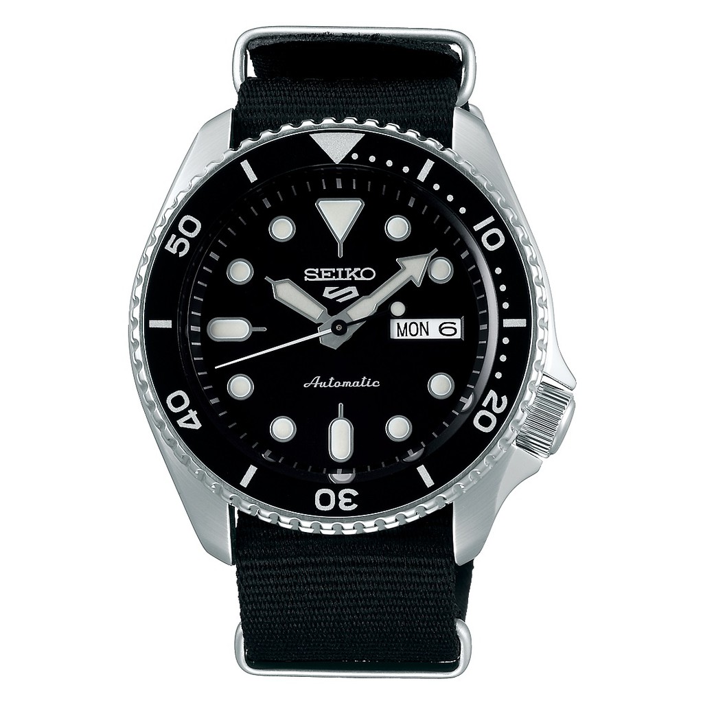 🔥ลดเพิ่ม 330 ใส่โค้ด INCZ8H3🔥 นาฬิกาข้อมือ Seiko 5 Sports รุ่น SRPD55K3