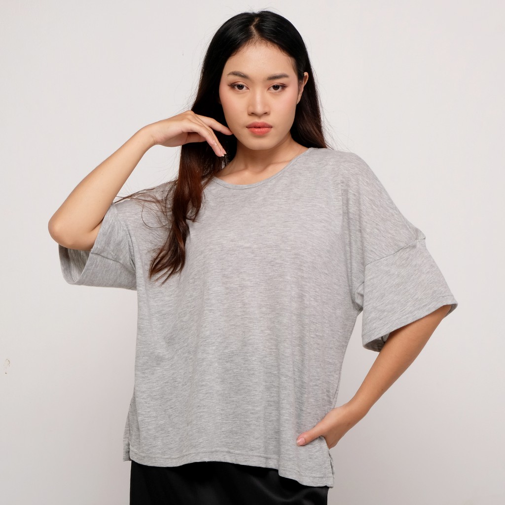 เสื้อ Nayara Basic Summer