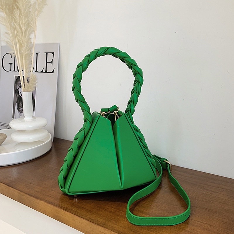 ️ 99% NEW BUCKET SHOULDER BAG