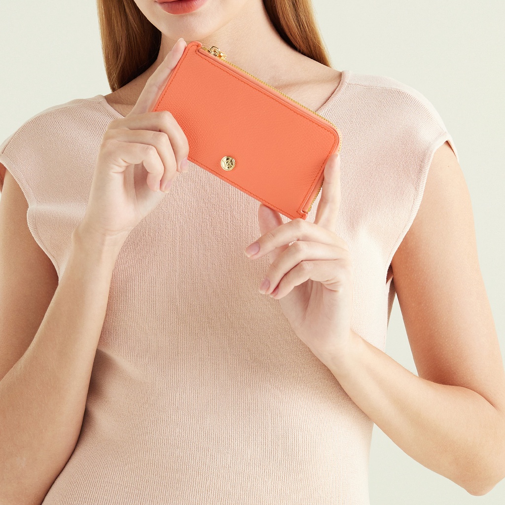 VERA Emily Long Card Holder กระเป๋าใส่บัตรทรงยาว พร้อมช่องซิปโค้ง เปิดได้กว้าง ขนาดเล็กบางเบา พกพาง่าย