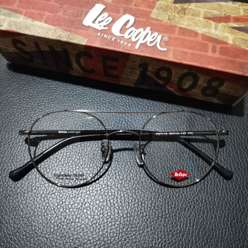 กรอบแว่นตา Lee cooper ทรงคลาสสิค สีเงิน มีคานด้านบน