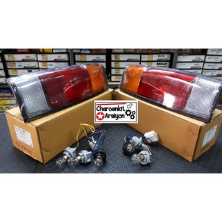 AA MOTOR ไฟท้าย NISSAN นิสสัน บิ๊กเอ็ม Big-m + หลอดไฟ + ขั้วไฟ ชิ้นละ