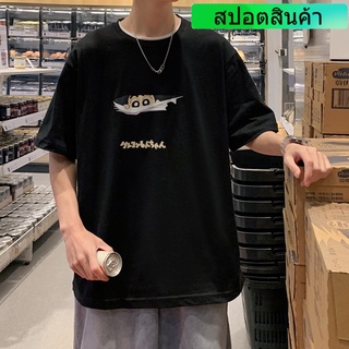 เสื้อยืดคอกลมแขนสั้นพิมพ์ลายการ์ตูนอนิเมะสไตล์ฮิปฮอปสําหรับผู้ชาย