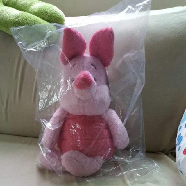 ตุ๊กตา piglet สีชมพูขนนิ่ม