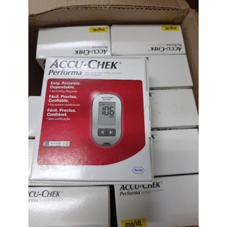 Accu Chek Performa เครื่องตรวจน้ำตาลในเลือด (มีเครื่อง+กระเป๋า)