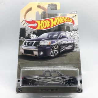 รถเหล็ก Hotwheels NISSAN TITAN สีม่วง (ib22)