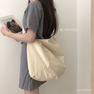 พร้อมส่ง  กระเป๋าสะพายข้าง square tote ✨ Ekla